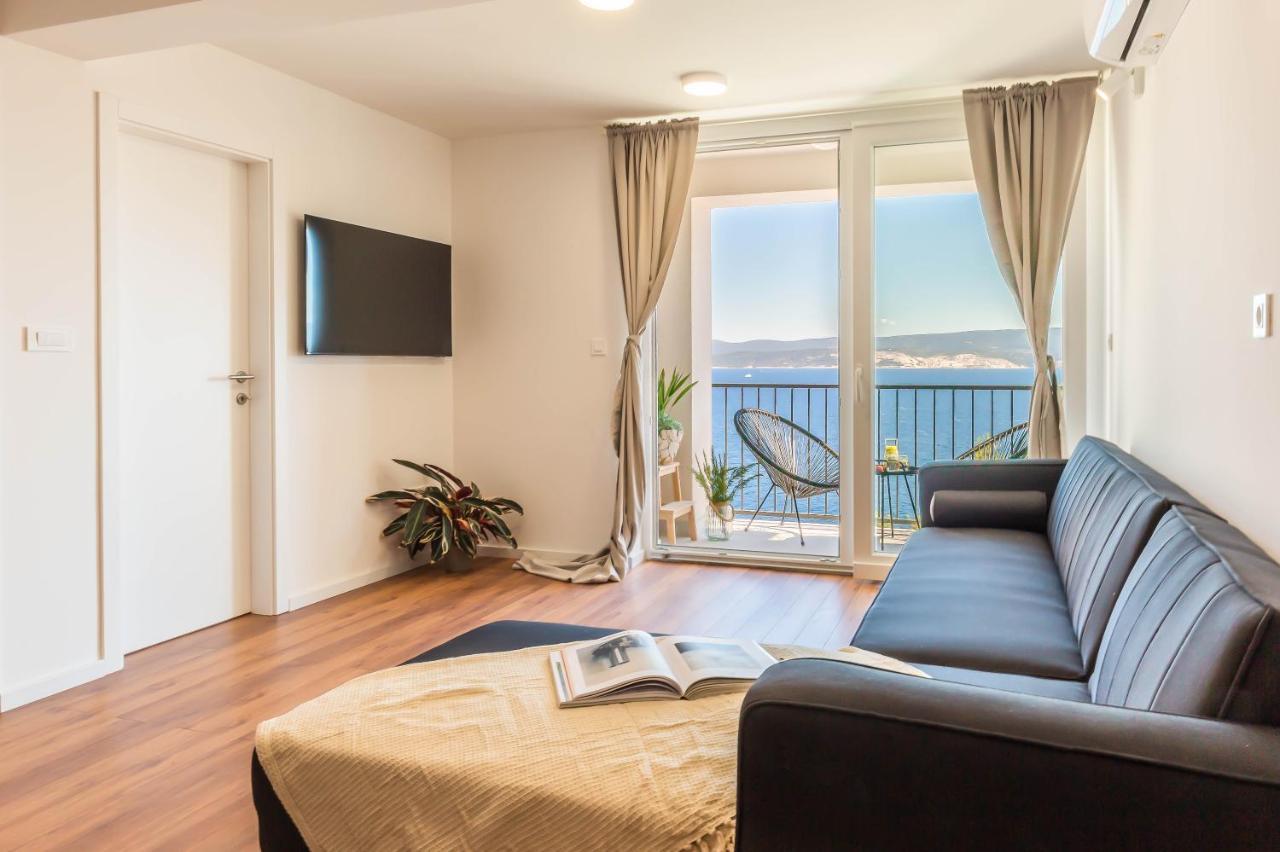 Sea View Apartment Целина Екстериор снимка